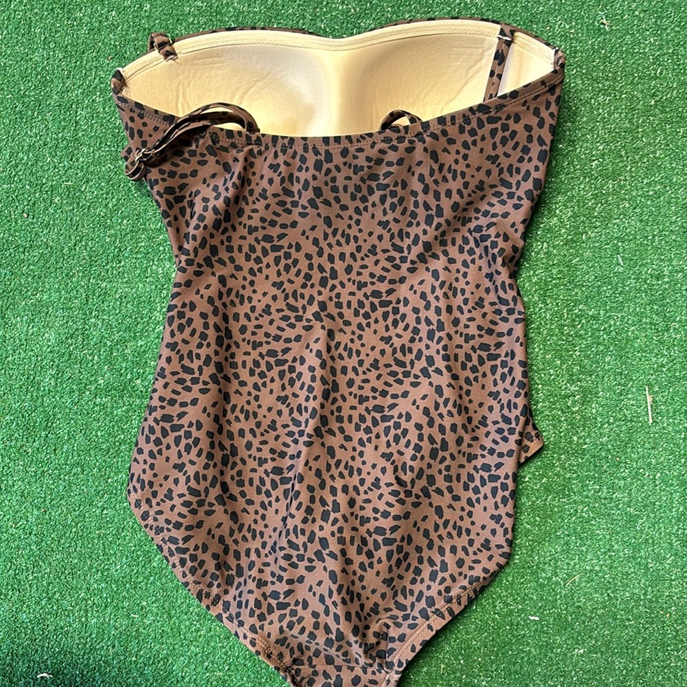 Leopard one piece - Picture 4 of 5